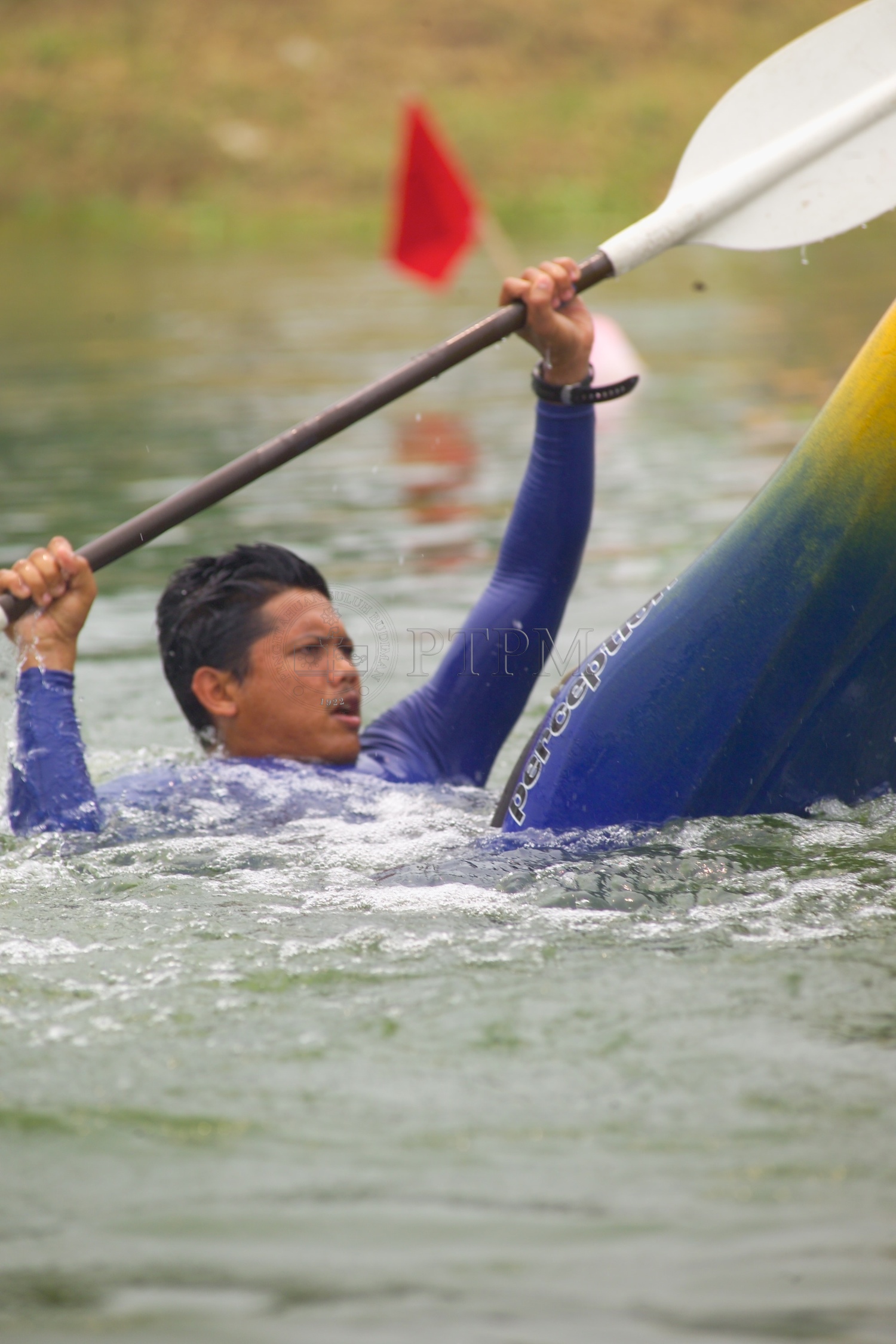 PTPM 05 13 kayak D8XZ8747